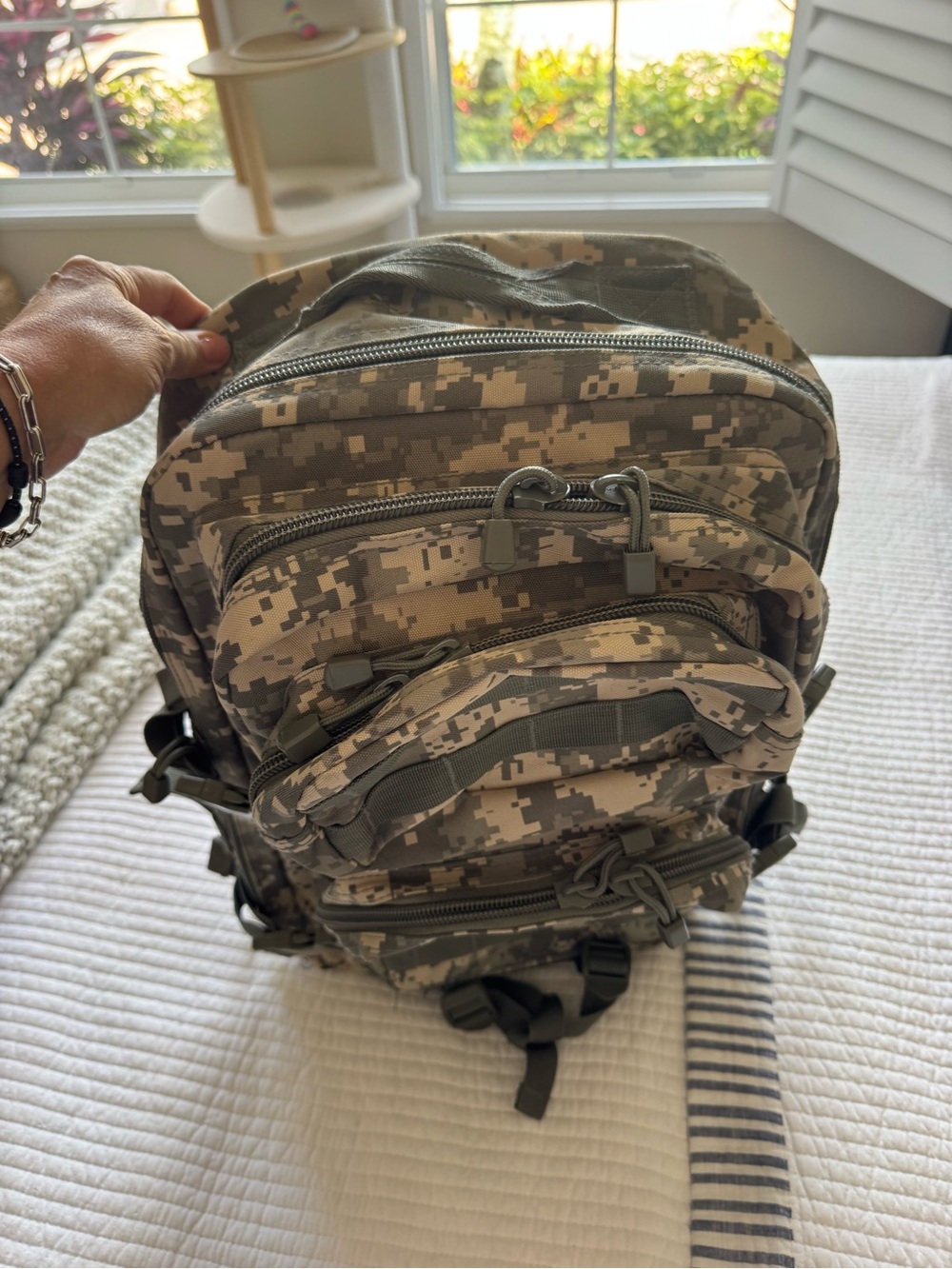 Large Camo Backpack. Like new. - Picture 3 of 4